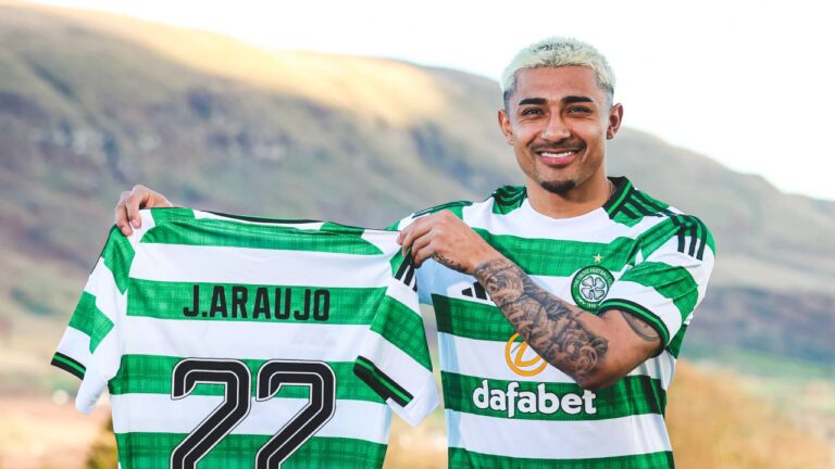 Julian araujo debuta con el celtic Foto: X: @CelticFC