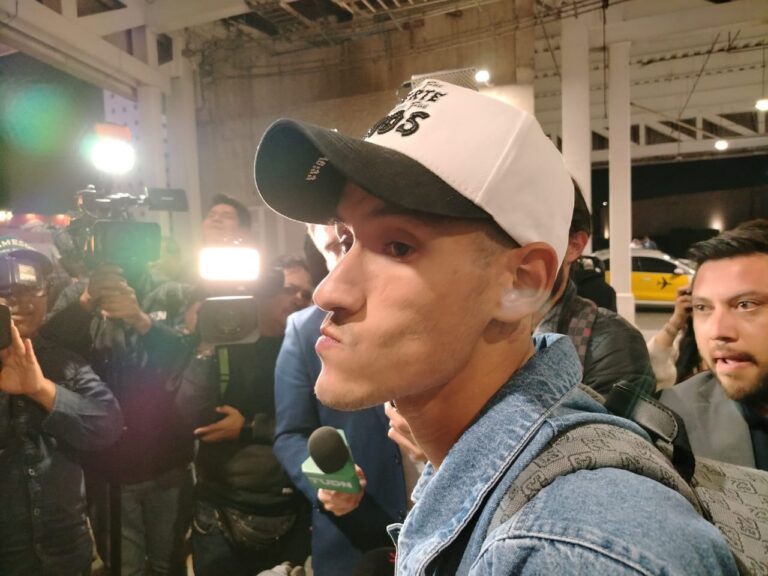 Oficialmente Uriel Antuna ya es  jugador de Pumas