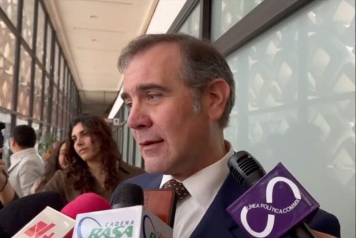 Llaman Lorenzo Córdova a modificar representación y periodicidad de eleccio