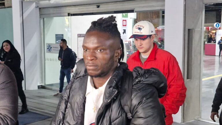 Christian Ebere ya es oficialmente jugador de Cruz Azul