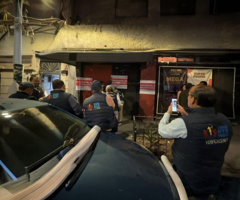 Operativo cierre de establecimientos Cuauhtémoc