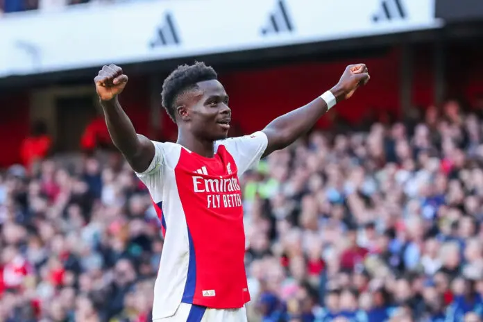 La plantilla del Arsenal celebra la Premier League en su centro de entrenam