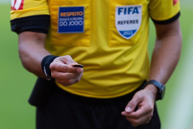 Imagen de árbitro. Foto de carneiroimages/Depositphotos.com