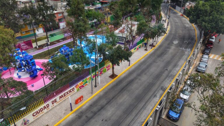 Rehabilitan pozos y colocan sistemas de captación en hogares cercanos al Estadio Azteca