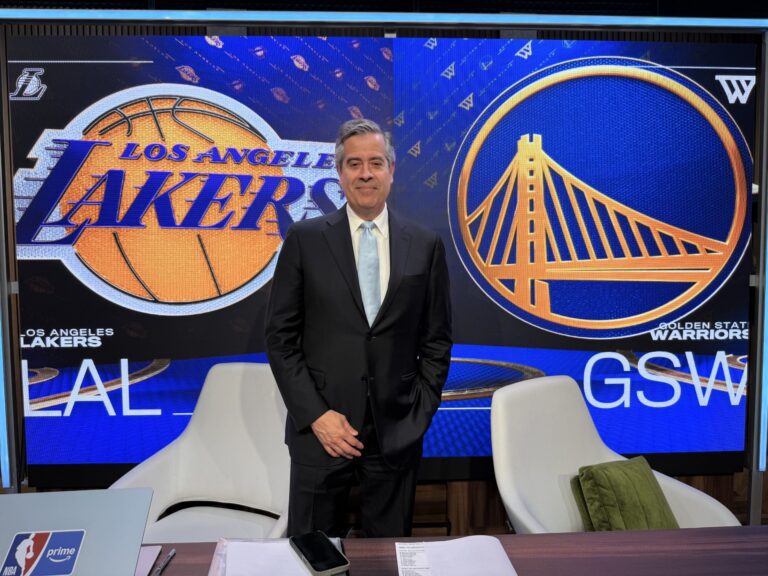 Prime Video transmitirá los playoffs de la NBA narrados por Álvaro Martín