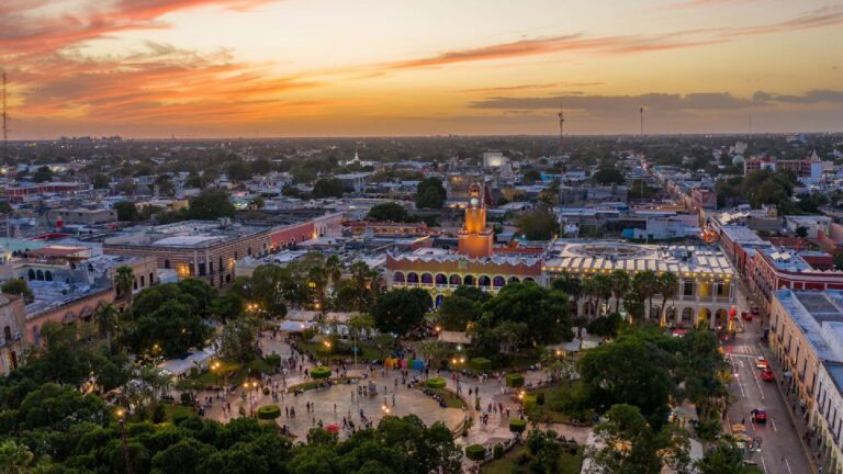 Regresa a Mérida la Feria Turística del Mundo Maya K’íiwik 2026