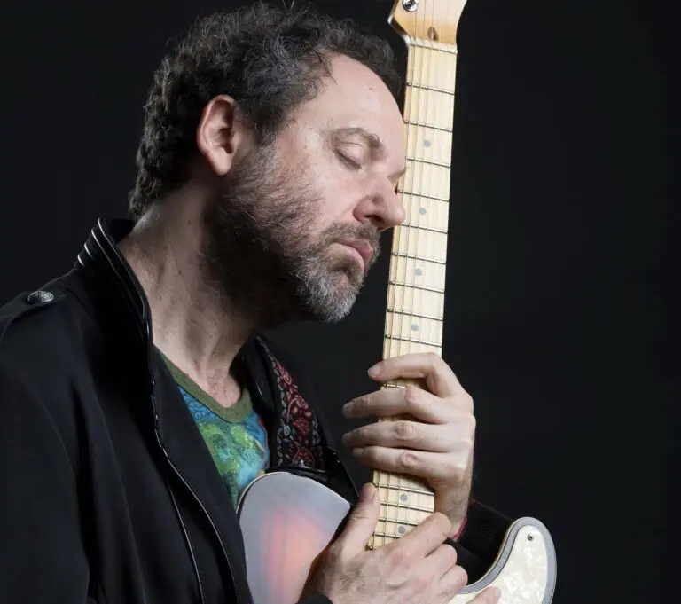 El guitarrista Alejandro Marcovich está en coma, tras un derrame cerebral
