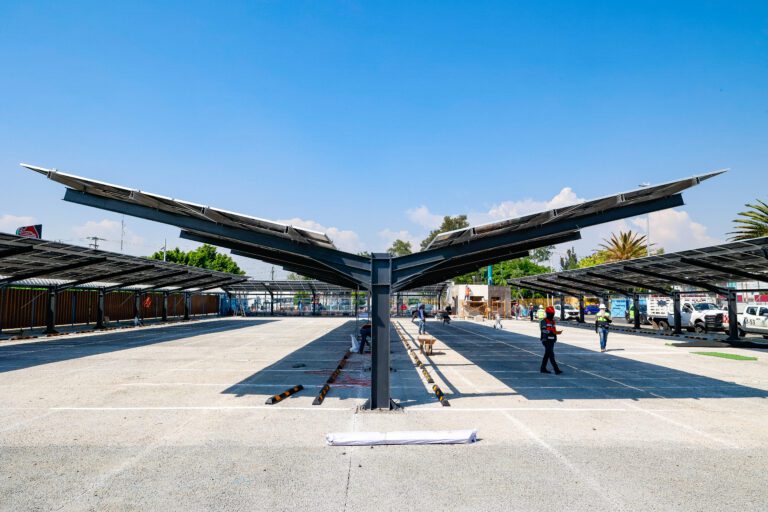 Terminal 2 del AICM estrena nuevo estacionamiento
