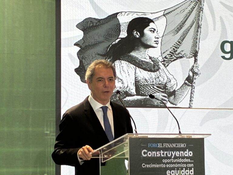 Una vez que se elimine el factor de aumento en el precio  del jitomate, la economía retomará su crecimiento: Hacienda