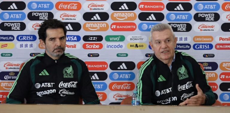 Duilio Davio y Javier Aguirre en conferencia de prensa Selección Mexicana. Foto: Captura de Pantalla