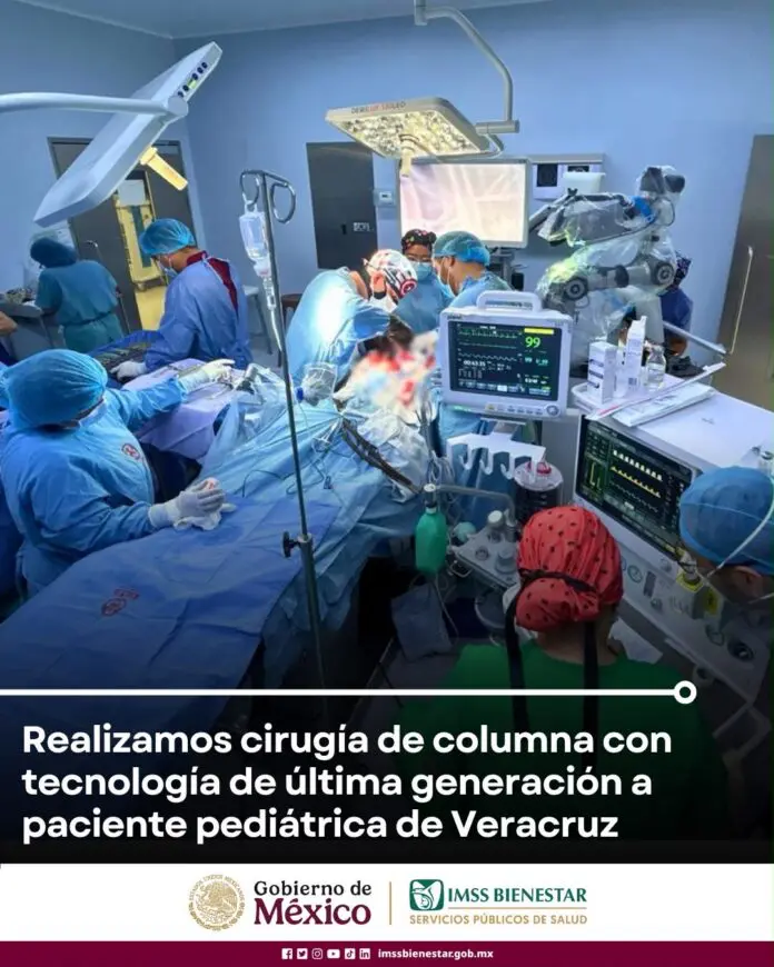 Cirugía de columna con tecnología de última generación a paciente pediátric