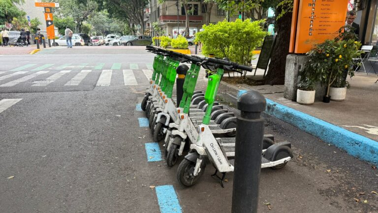 Semovi reactivó scooters eléctricos en la Miguel Hidalgo sin consultar a vecinos, según Tabe
