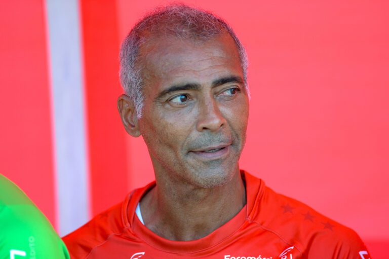 El exdelantero Romario pide el despido de Carlo Ancelotti como técnico de Brasil
