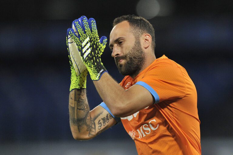 El portero colombiano David Ospina será refuerzo del Atlante
