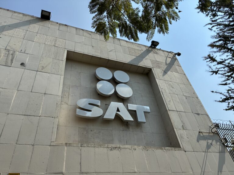 Llama el SAT a contribuyentes con adeudos fiscales a adherirse al Programa de Regularización Fiscal 2026
