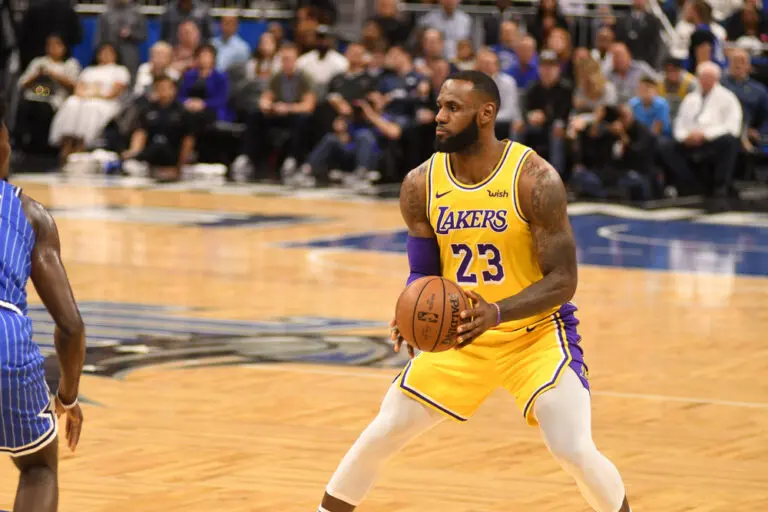 LeBron James promete que su próximo equipo “va a ser divertido”