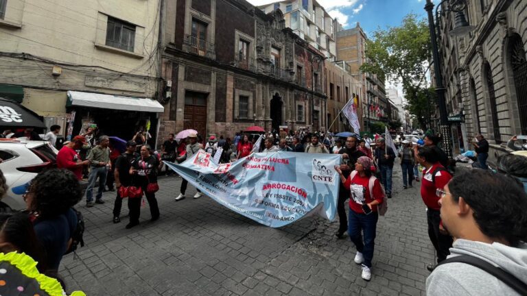 CNTE retoma movilizaciones en CDMX por incumplimiento de acuerdos