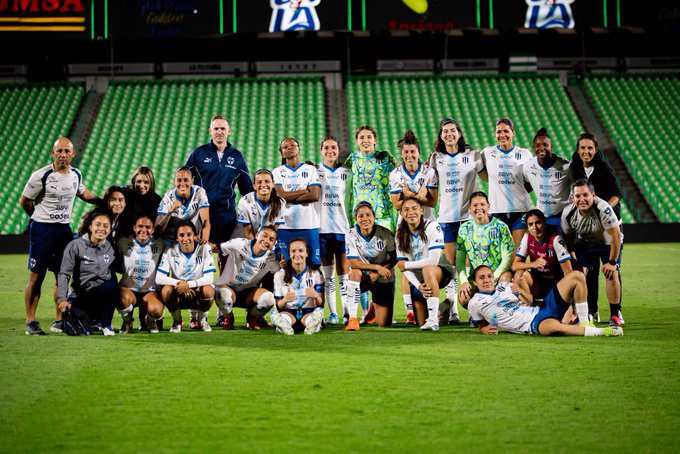 Rayadas golean 4-1 a Santos en jornada 3 del APertura 2026 de la Liga Femenil. Foto: X: @Rayadas