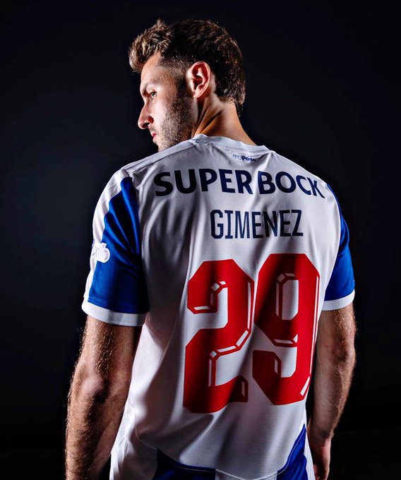 Santiago Giménez ficha con el Porto. Foto: X: @AllFutbolMX
