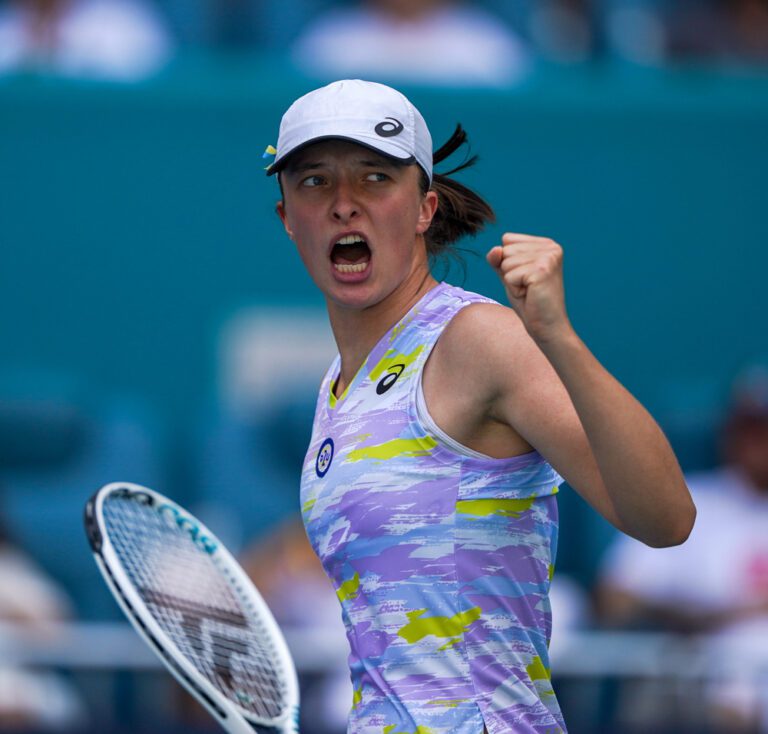 La polaca Iga Swiatek avanza a la tercera ronda del Abierto de Estados Unidos