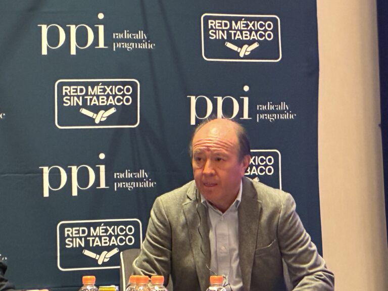 Entre 8 cigarros a 3 cajetillas por día puede fumar una persona en México
