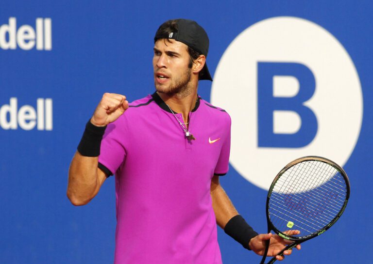 El ruso Karen Khachanov avanza a semifinales en el US Open