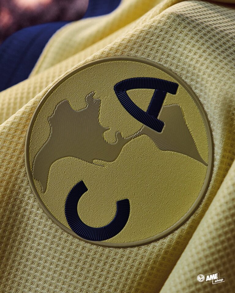 El Club América anuncia su playera conmemorativa por su 110° aniversario. Foto: X: @AmeShopMx
