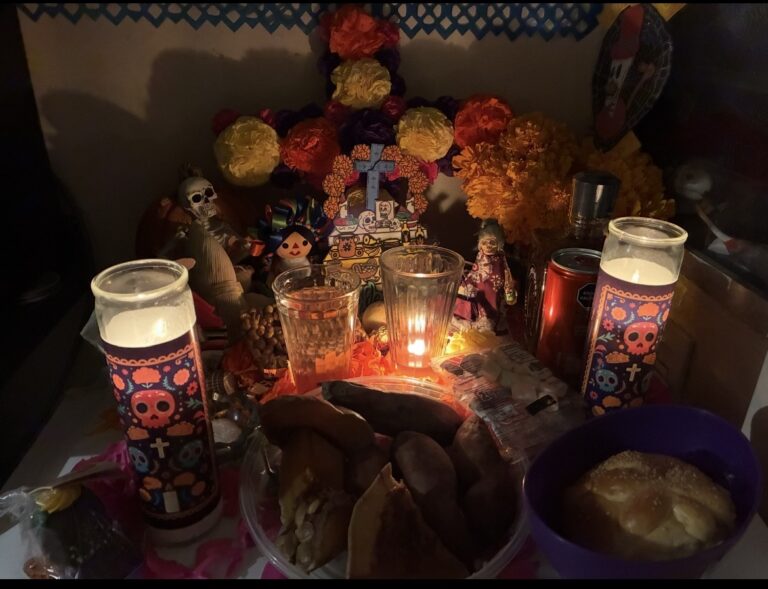 Comercio popular estima menor derrama económica por celebración del Día de Muertos