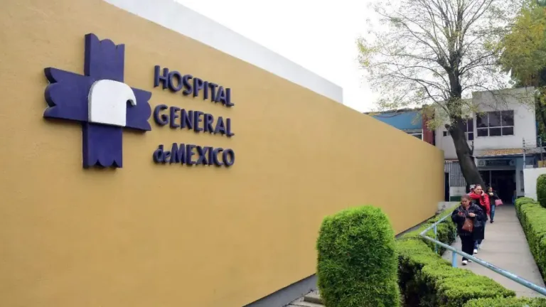 Empeora atención médica en el Hospital General de México: disminuyen consultas, médicos, estudios y cirugías en el último año