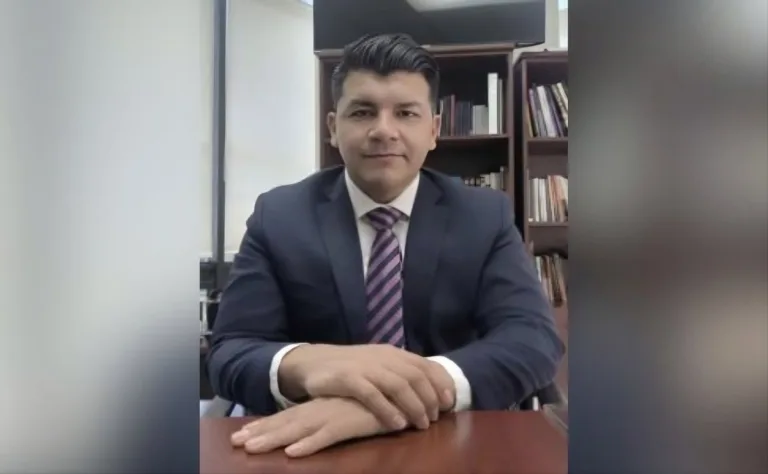 Víctor Hugo Carvente